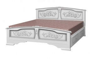 ЕЛЕНА Кровать из массива 1600 (Белый жемчуг) с 2-мя ящиками в Невьянске - nevyansk.ok-mebel.com | фото